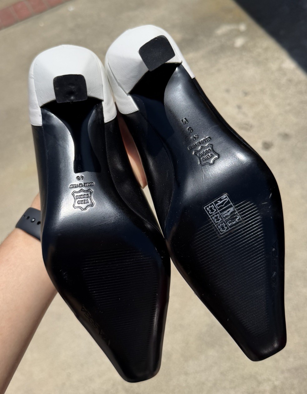 Via Spiga Pumps Women’s Size 9 M Shoes Mules Kitty Heels Leather Black & White