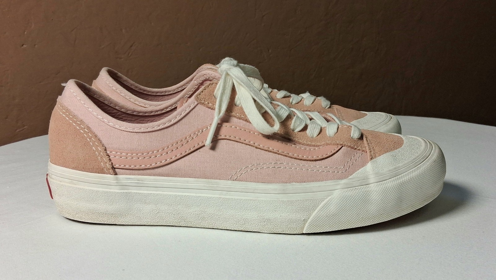 Vans Old Skool Unisex Suede Canvas Pink Sneakers Women’s 8.5 Men 7 Ultra Cush