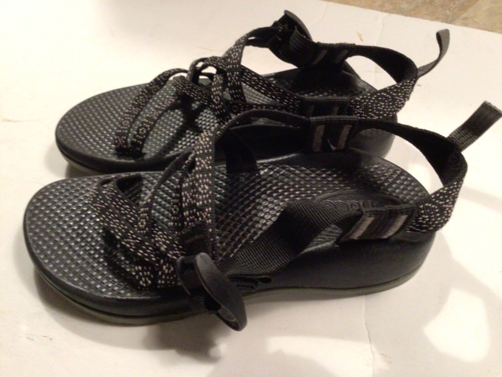 Chaco Strappy Sandals Black 2 Beach Walking Kayak Activewear Casual EUC