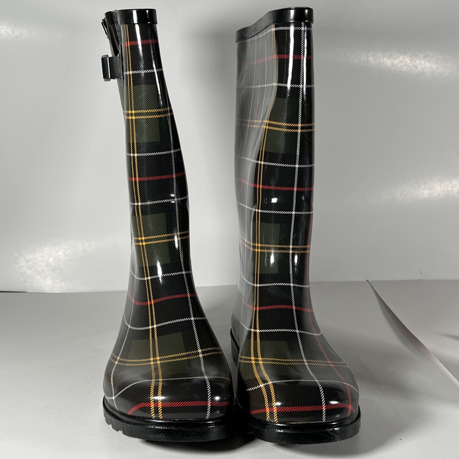 Nomad Black Rain Green Multi Plaid Womens Size 9 SEE PICTURES