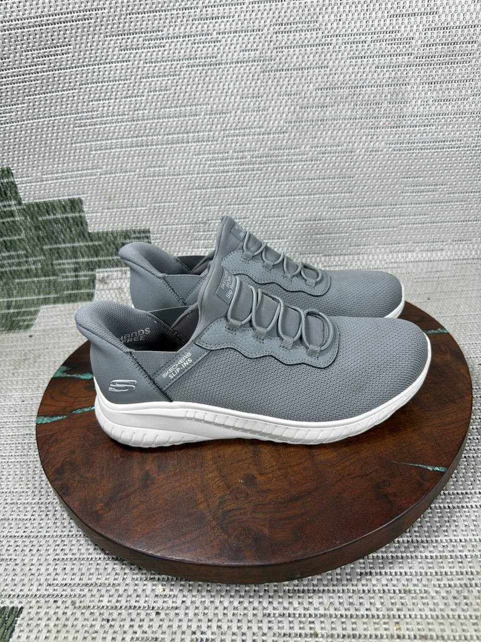 Skechers Shoes Womens Size 8 Wide Squad Chaos Soft Toe Work Gray Slip Resistant