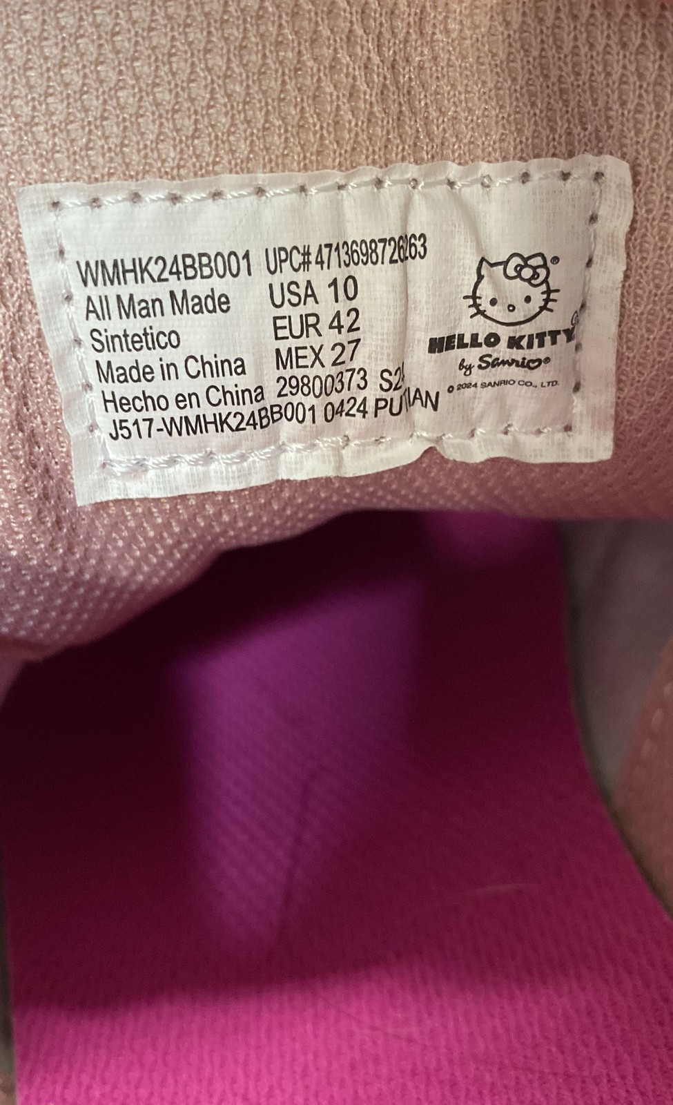 Hello Kitty Pink Patent Leather Low Top Sneakers Women’s Size 10