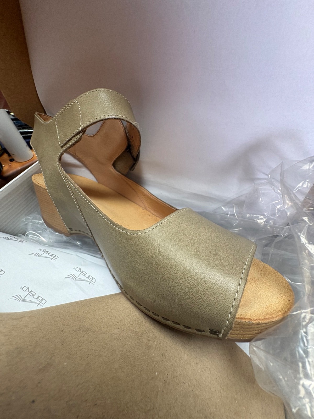 Dansko Burnished Calf Leather Wedge Sandals Tiana Khaki size EU 41, US 10-10.5