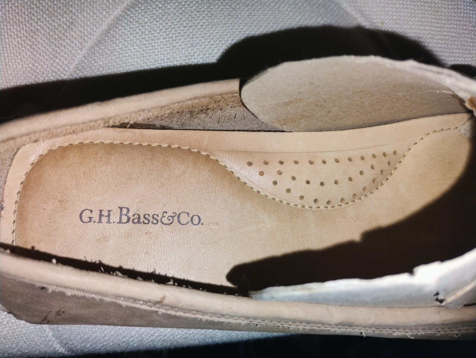 Women’s G H Bass & Co Suede Leather Weejun Valorie Mocs- Size 9- Brand New