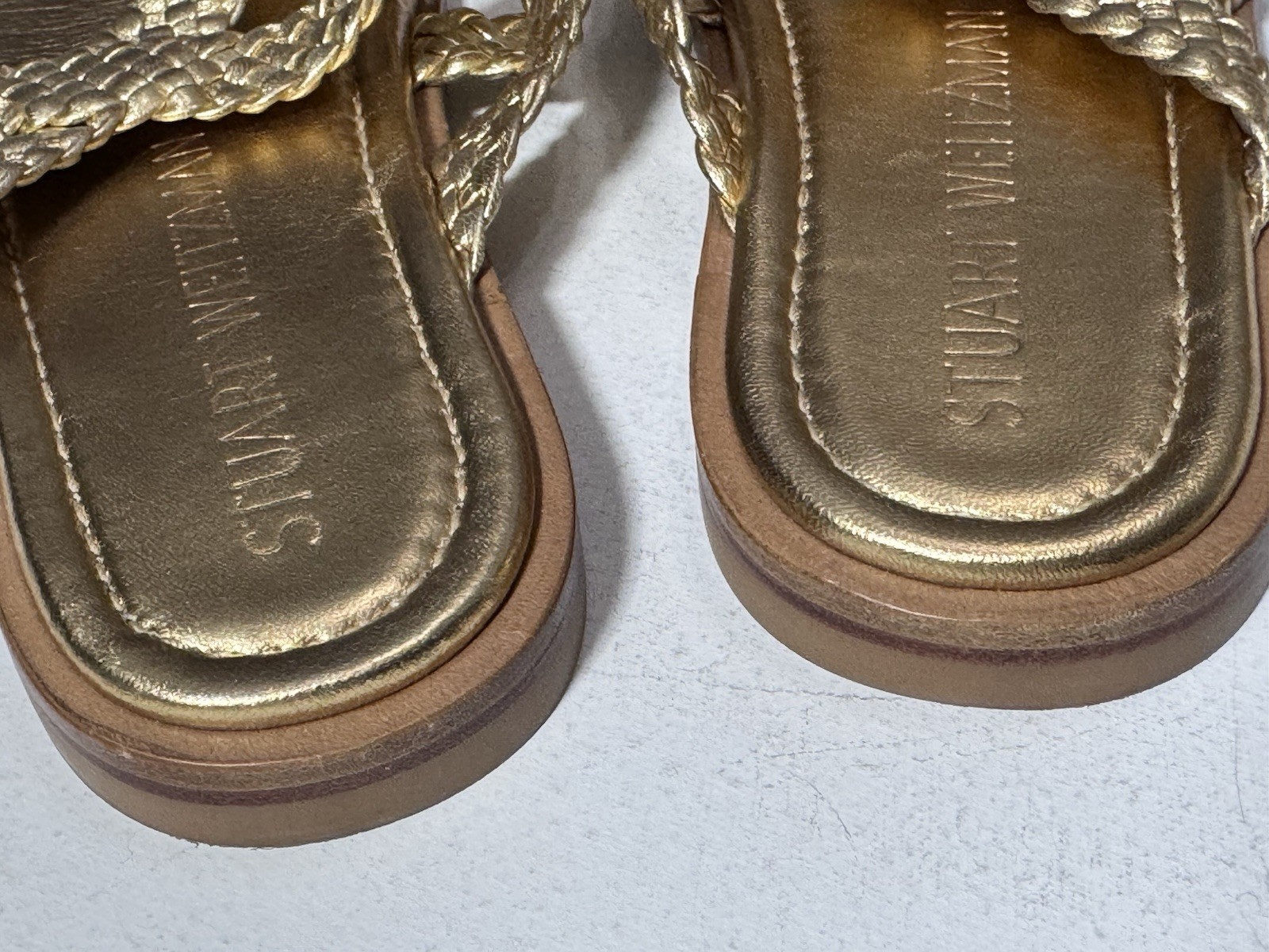Stuart Weitzman Gold Braided Thong Sandals 9 AA EU 39.5 Leather Flats