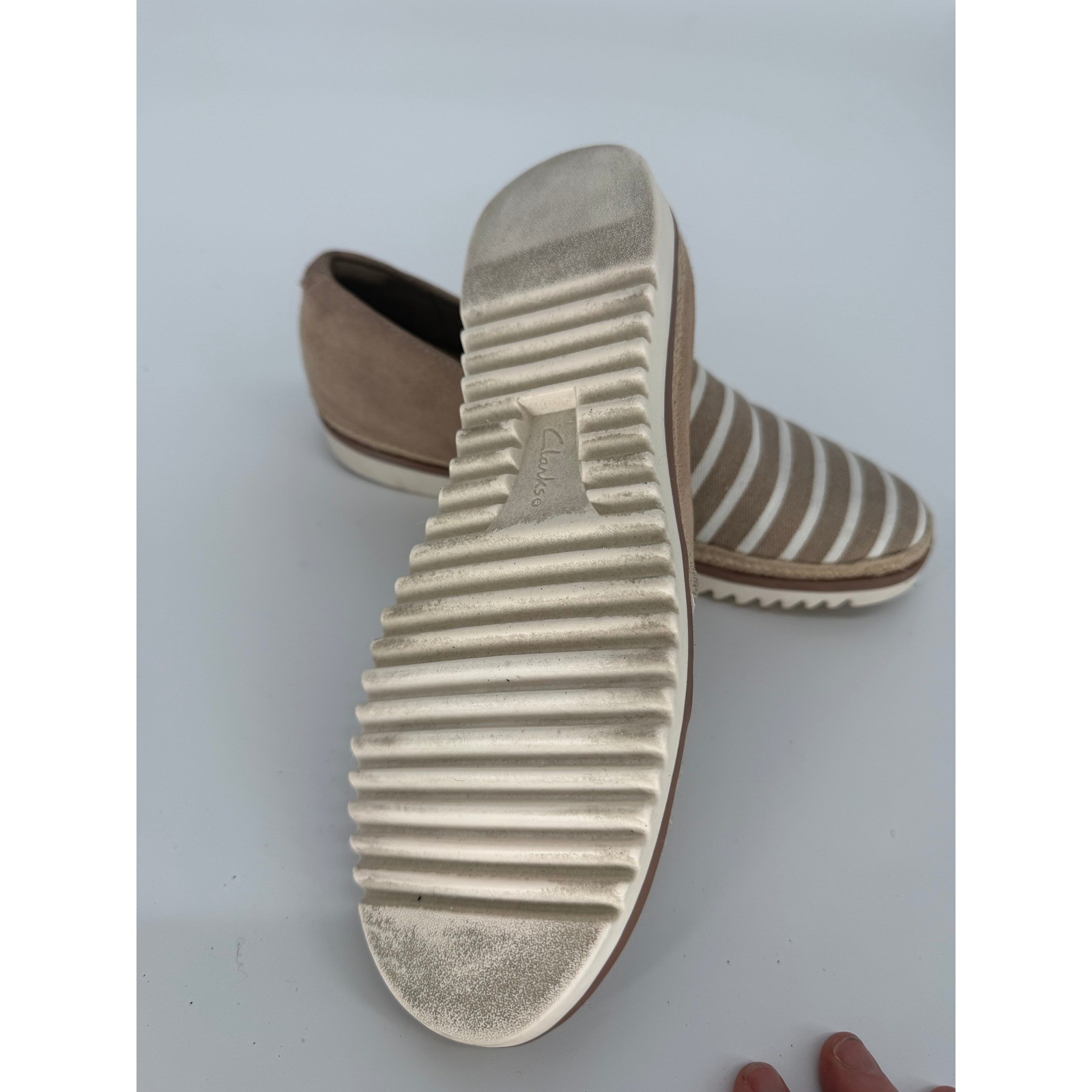 Clarks Collection Ultimate Comfort Striped Canvas Suede Slip On Loafers Tan 8.5W