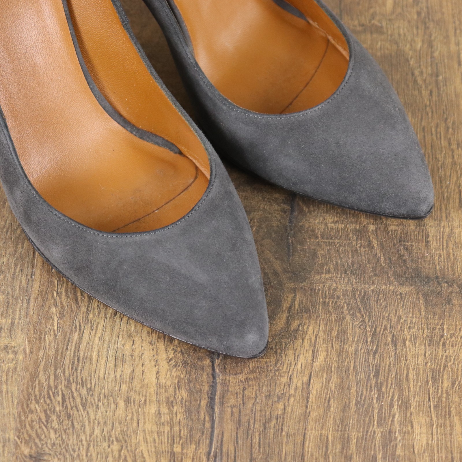AQUATALIA Women’s Size 5.5 Gray Suede Pump High Heels 3.25″ Stiletto Point Toe