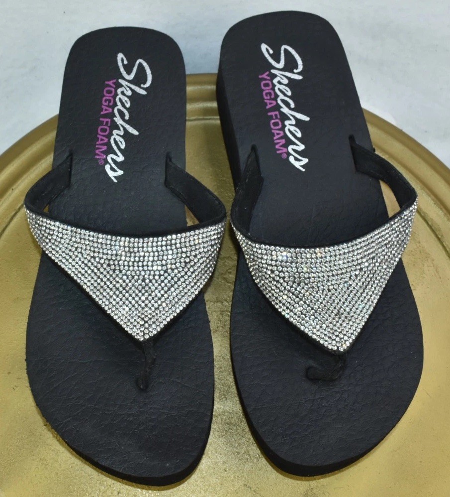 Skechers Vinyasa Women Sandals Size 8 Black Rhinestone Platform Slip On