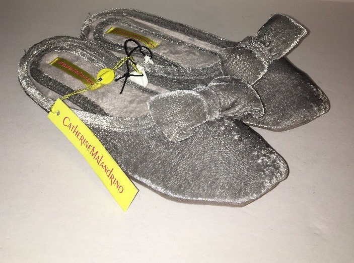 Women’s Slippers House Catherine Malandrino Size9-10 Large Velvet Gray W Bow Tie