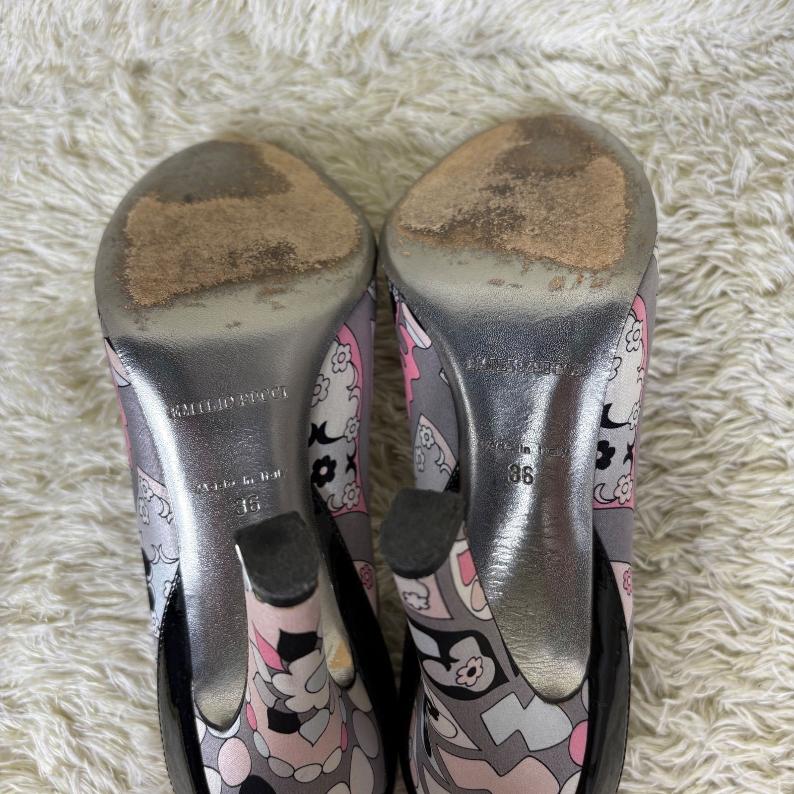 Emilio Pucci Pumps Satin & Patent Leather Gray Pink Allover Print Round Toe EU36