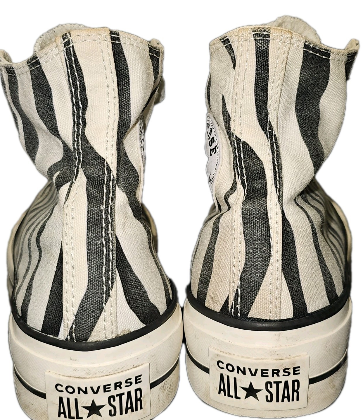 Converse Zebra Print Chuck Taylor All Stars Men 6 Women 8