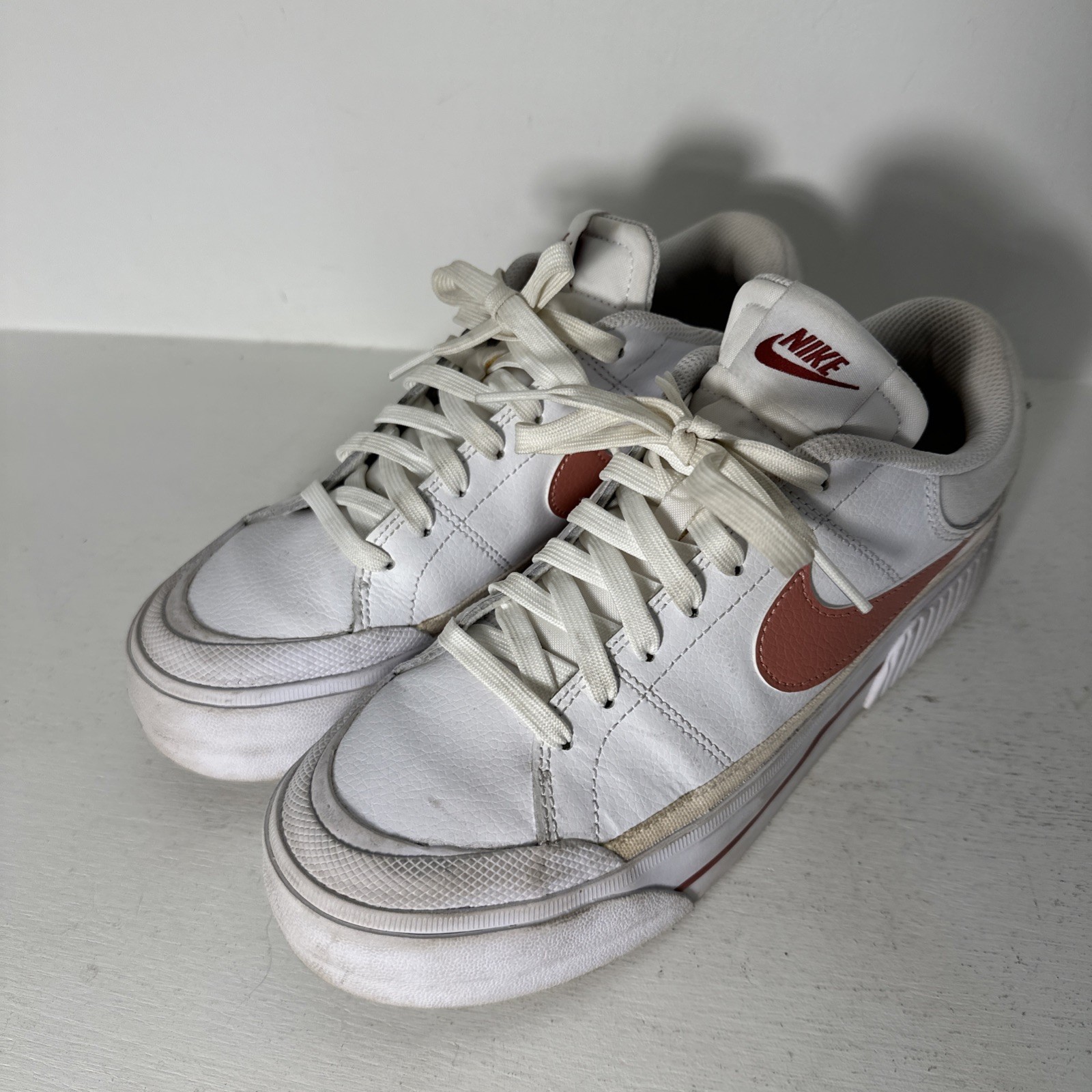 Nike Court Legacy Shoes Women 8 White Leather Comfort Classic Street Sneakers