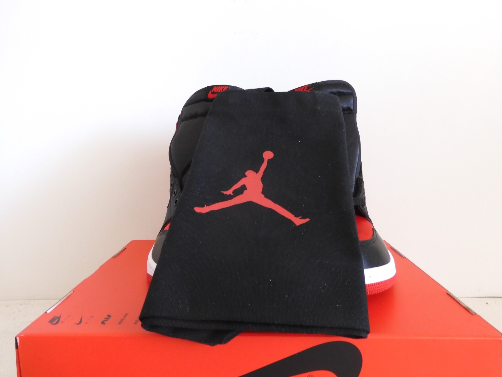 NIKE AIR JORDAN 1 RETRO HIGH OG «SATIN B» SZ 11.5 WOMENS-MENS SZ 10 [FD4810-061]
