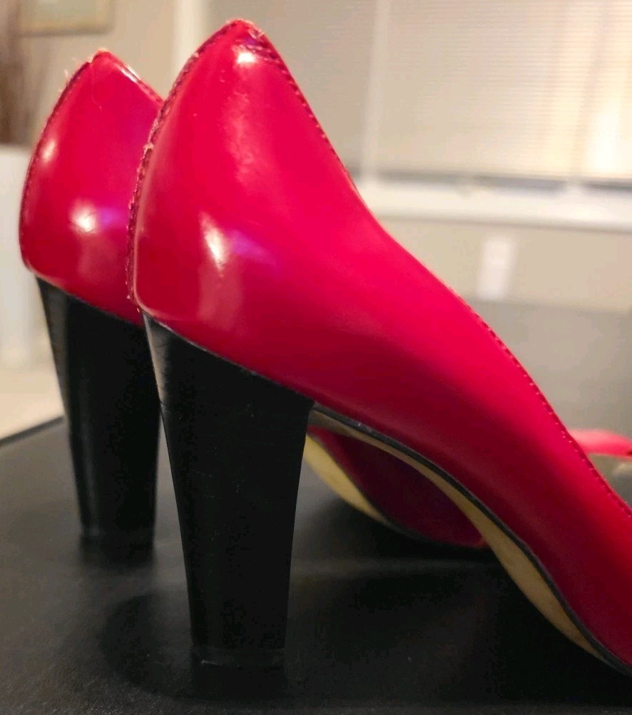 ANNE KLEIN SHOES 8M RED PATENT LEATHER BUCKLE STRAP 3.25″ BLACK HEELS