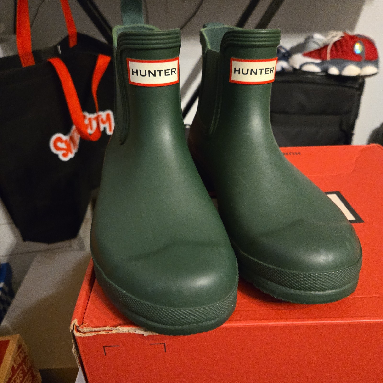 Hunter Original Chelsea Women’s Waterproof Rain & Farm Boots (Hunter Green)