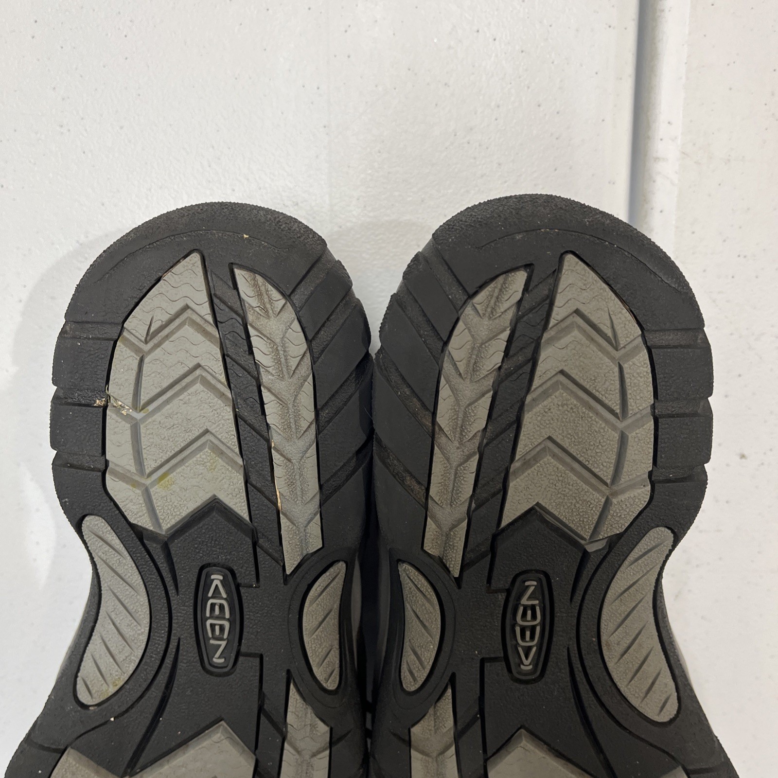 Keen Rapid H2 Water Sandal Black Steel Gray Size 12 Hiking Outdoor Grip Comfort