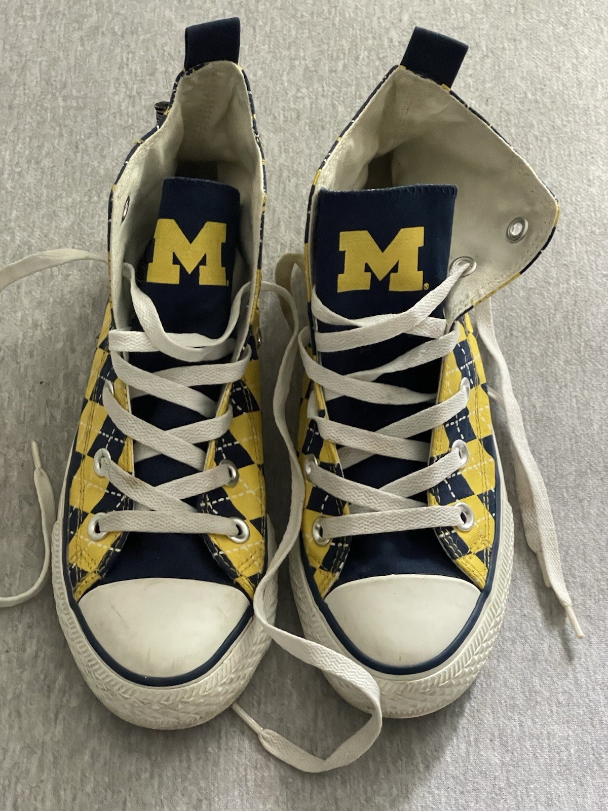 Skicks University of Michigan Women’s 6M Maze/Blue High Top Lace Up Shoes