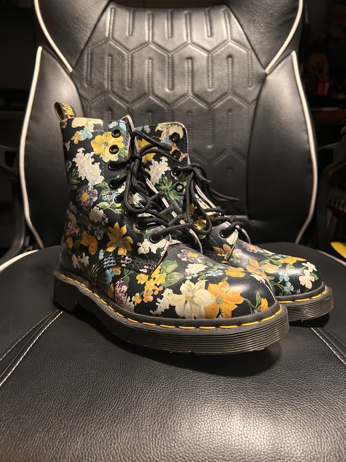 Dr. Martens Size 7 1460 Boots Pascal Darcy Floral With Black Background Color