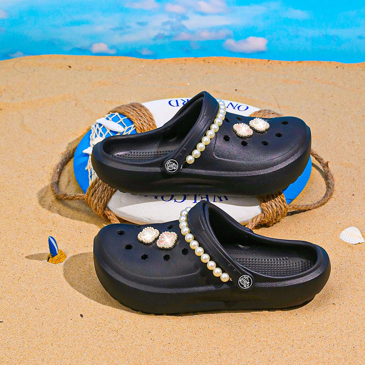 Ladies’ Clogs Outdoor and Indoor, Lightweight Two-way Wear Garden Shoes