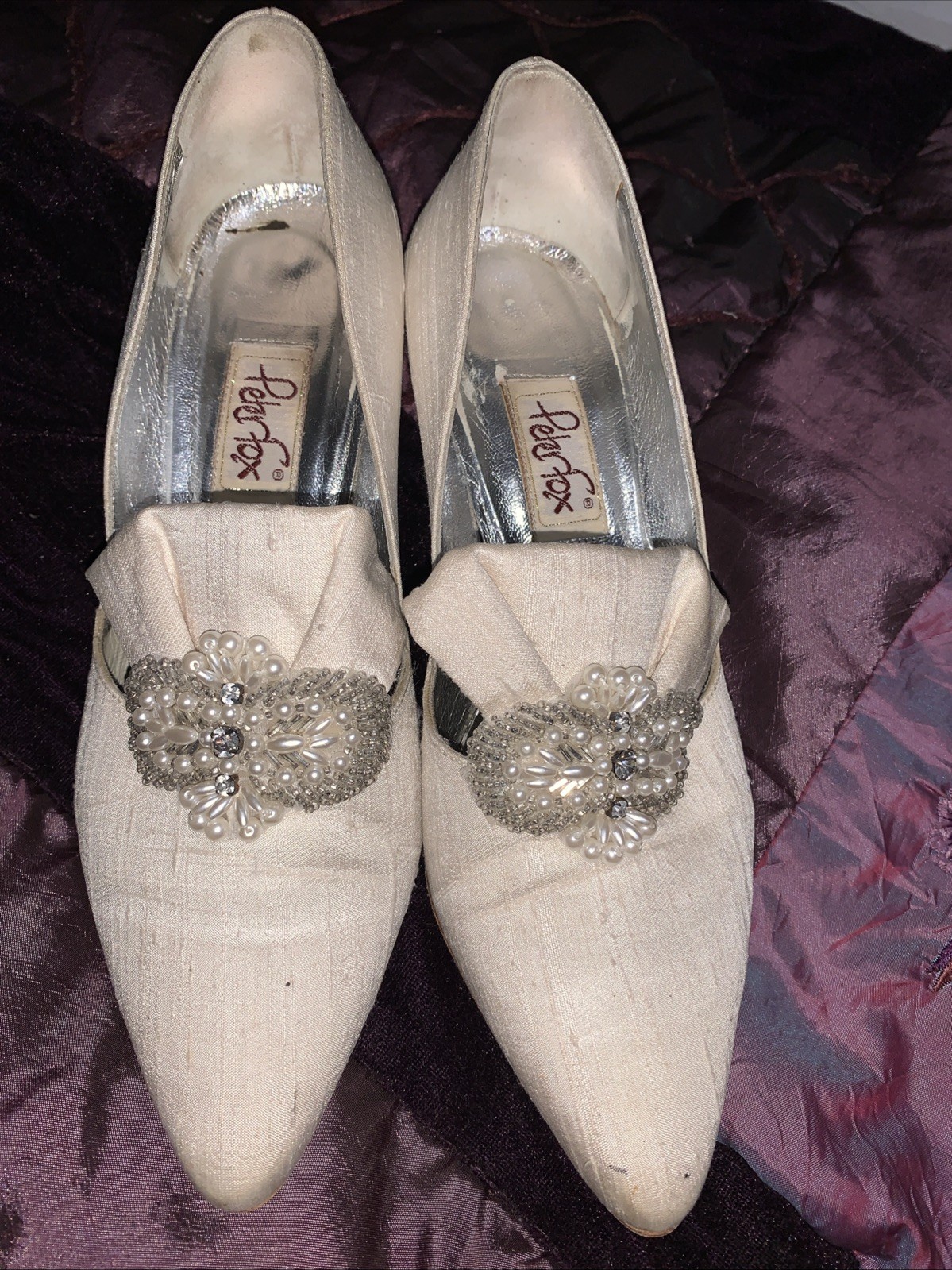 Peter Fox Women’s Heels Pumps ivory 8B silk satin dyeable vtg inspired