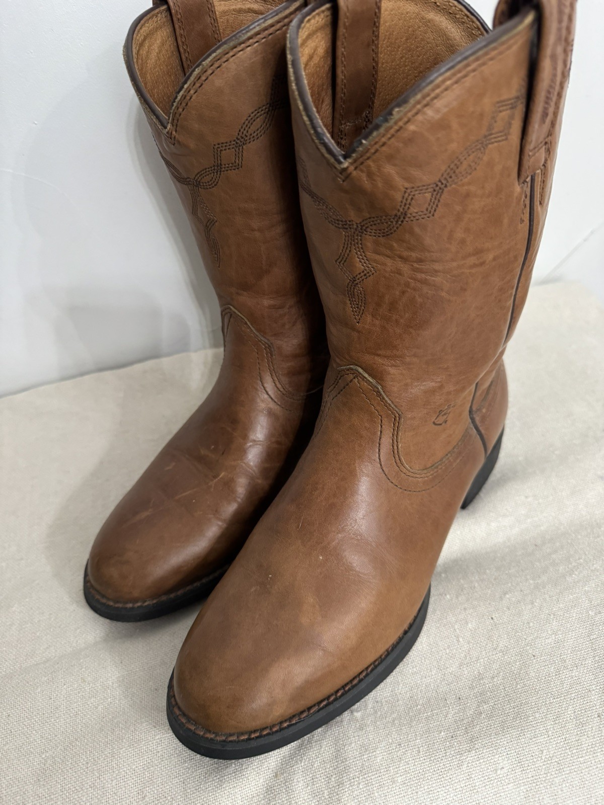 Ariat Heritage Roper Boots Women’s 7B Brown Distressed Leather Cowgirl 10000797