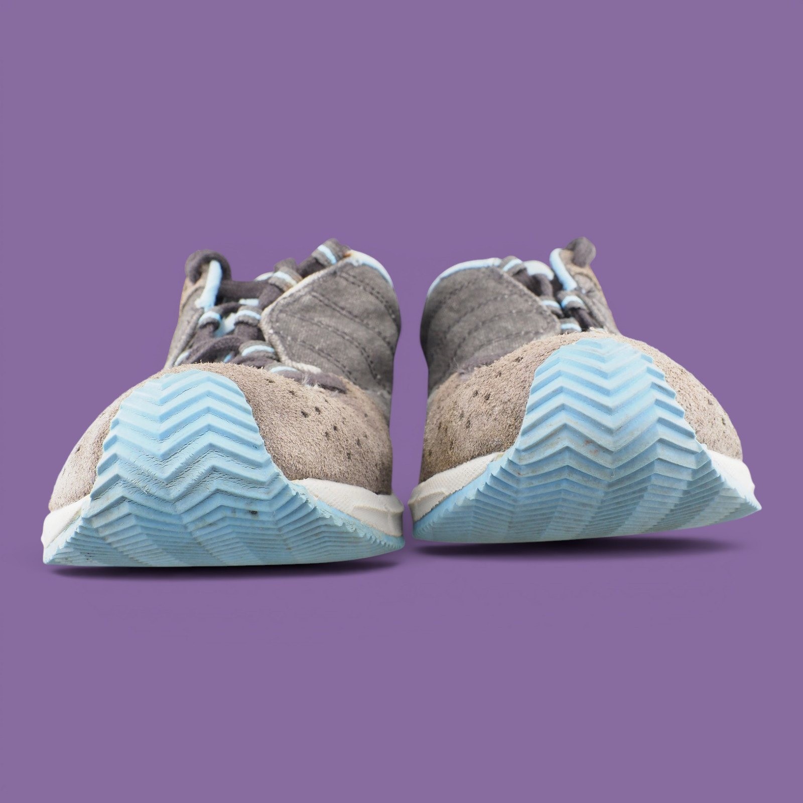 Keen Womens Gray Canvas Suede Low Top Lace Up Sneakers Light Blue Trim Size 7.5