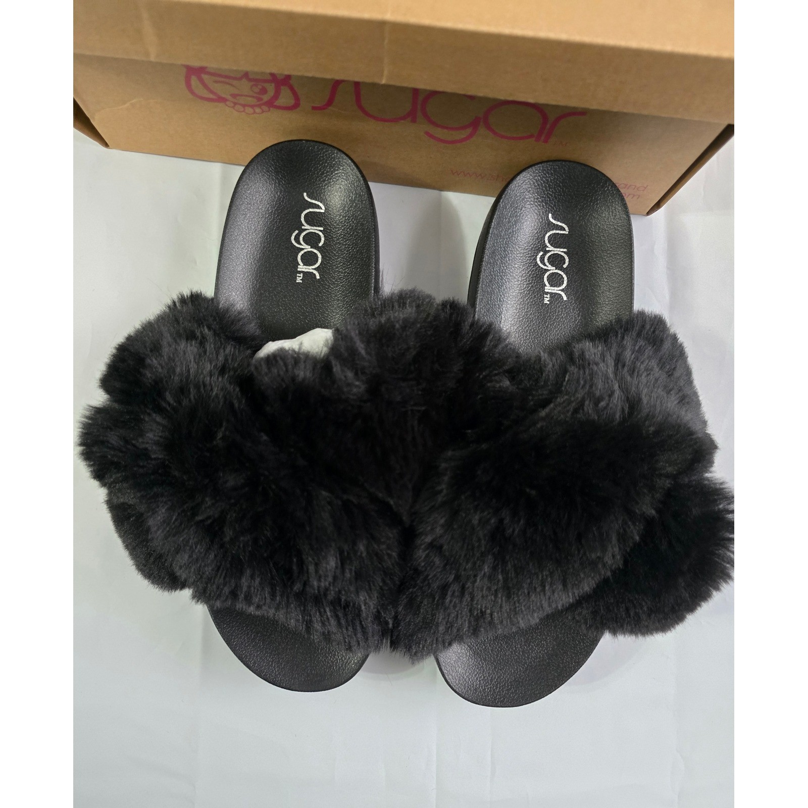 Sugar Beach Day Black Faux Fur Criss Cross Slide Sandals SGR-BEACH DAY 8M NWT