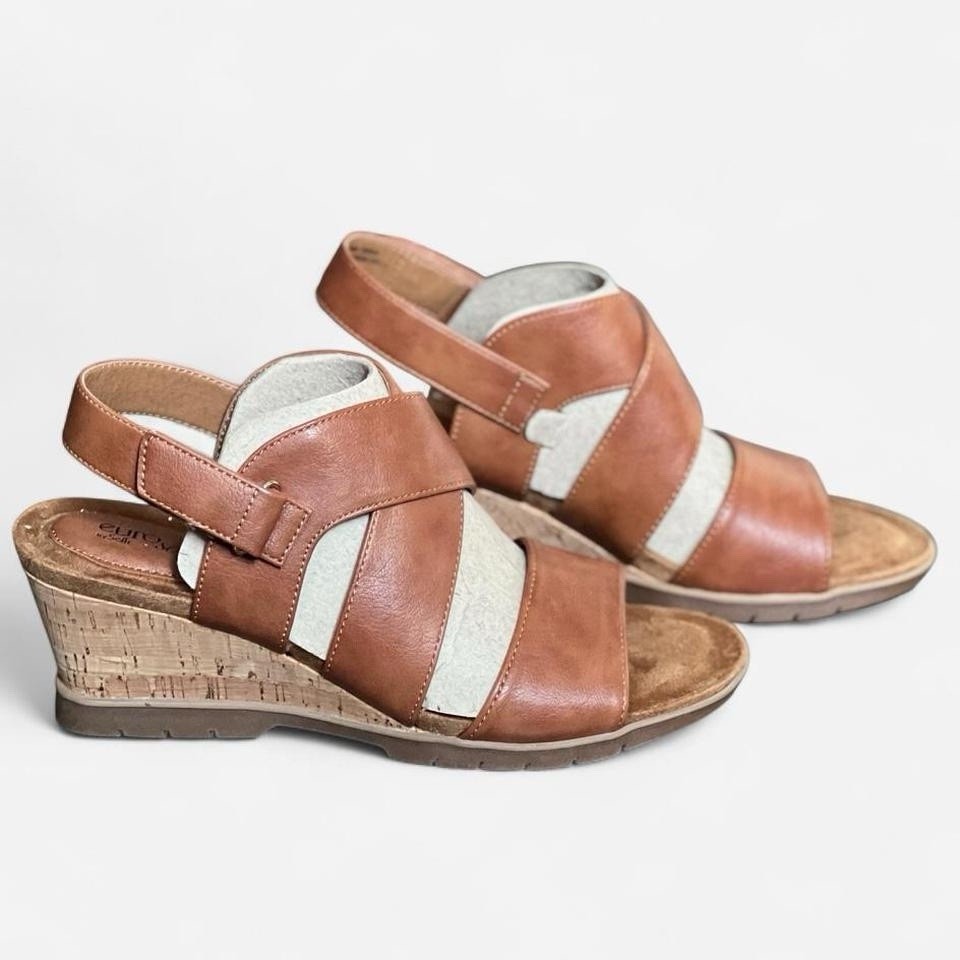Eurosoft by Sofft Brown/Beige Strappy Wedge Buckle Sandals Women’s US 10 M