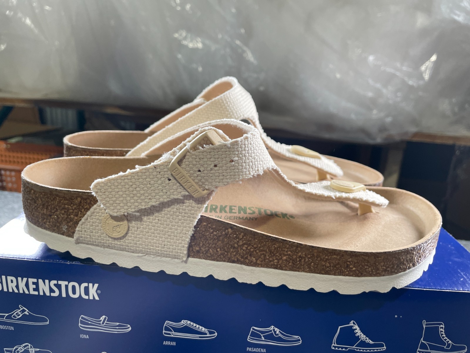 Birkenstock Women’s Gizeh Vegan Canvas Eggshell Sandals 38 EU 7W/5M NWB