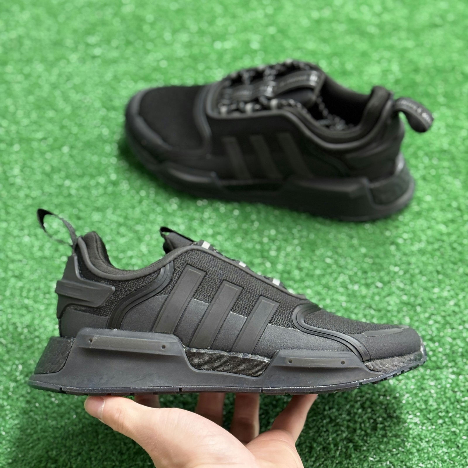 Adidas NMD_R1 V3 Black Womens HQ4278 NEW Multi Sz
