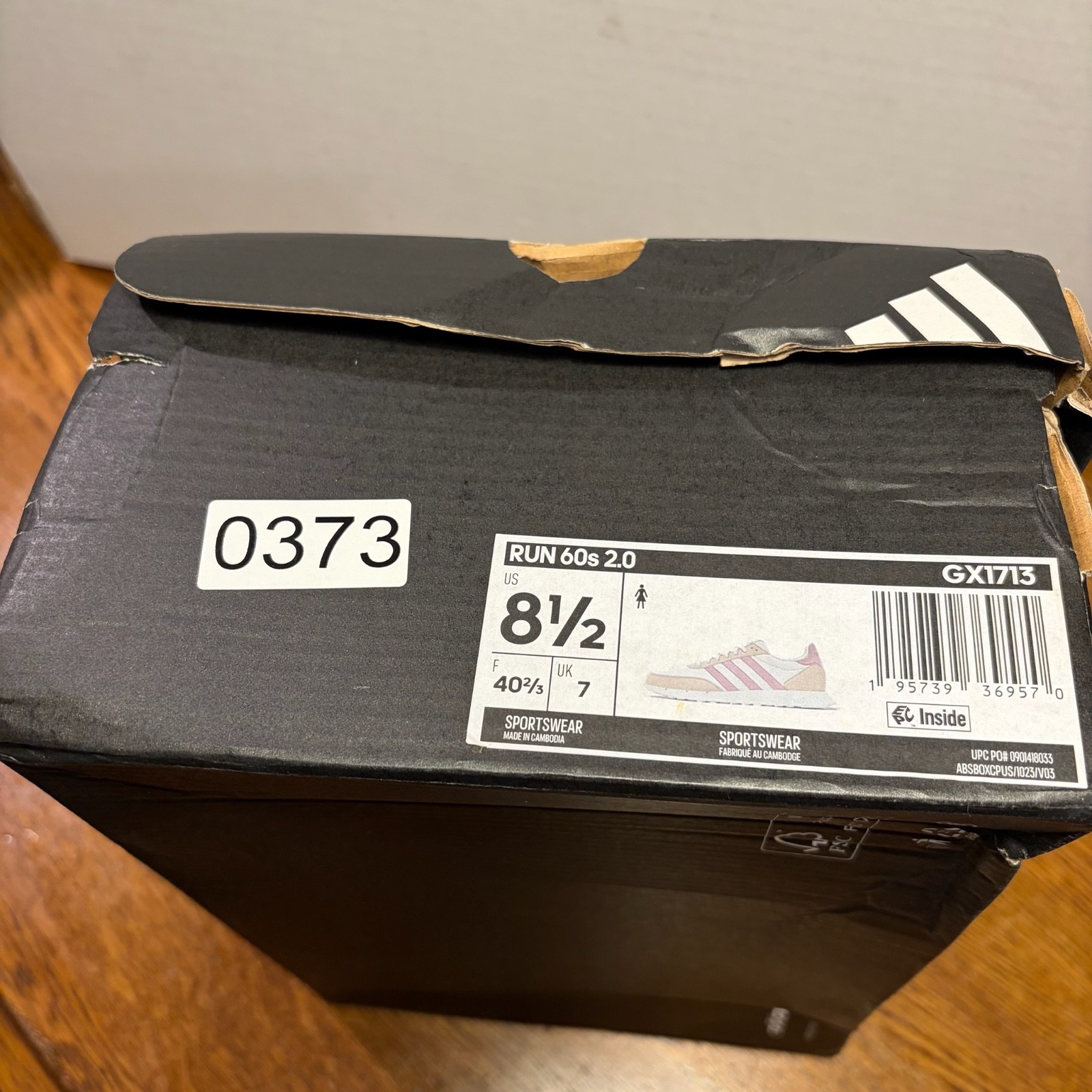 Size 8.5 – Adidas Run 60s 2.0 Retro Inpired Womens Running Shoes