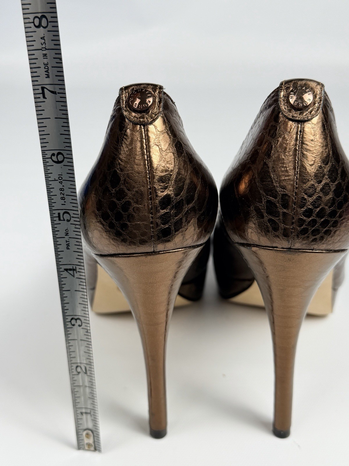 Michael Kors York Metallic Bronze Snakeskin Peep-Toe Platform Pumps Heels Sz 8