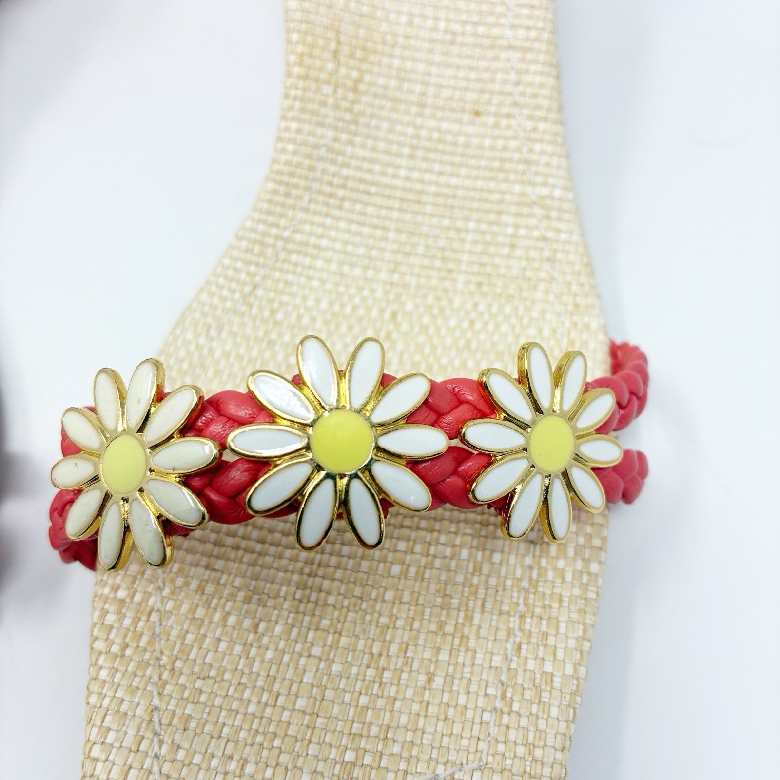 Schutz Hina Coral Block Heel with Daisy Embellishments 6.5 NIB