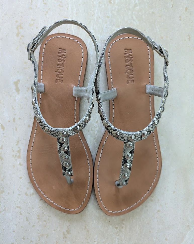 MYSTIQUE Size 10 Studded Ankle Strap Thong LEATHER Sandals Snakeskin Gray Silver