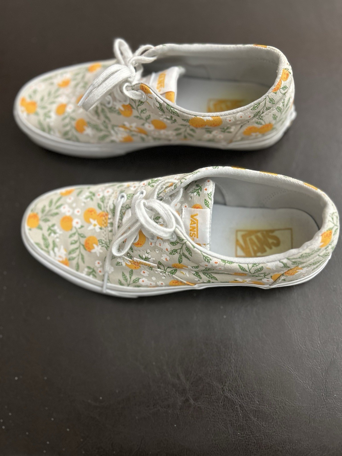 Vans Women’s Floral Doheny White, Green And Orange Sneaker 9.5 M