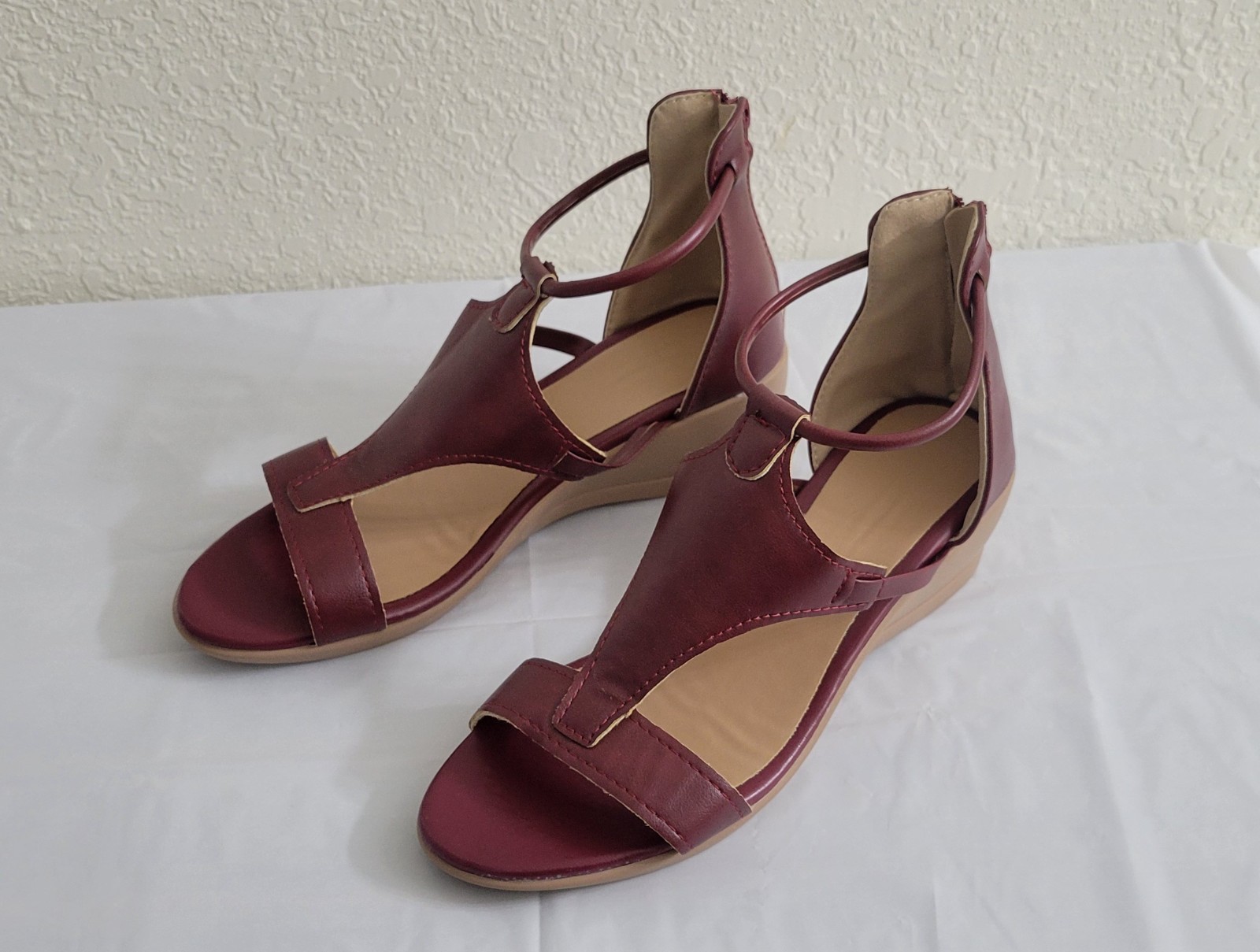 Mallory Wedge Open Toe Sandals – Burgundy- Size 8 – Brand New