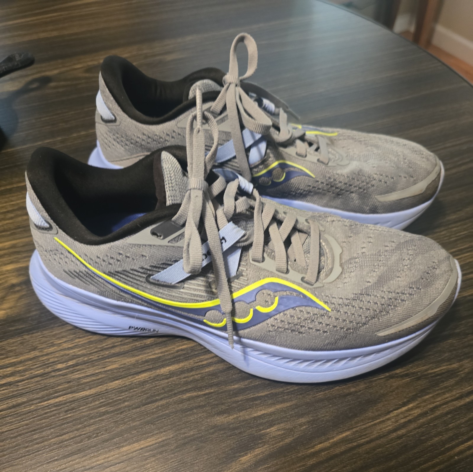 Saucony Guide 16 Womens Size 8.5 US Gray Blue Running Shoes Sneakers