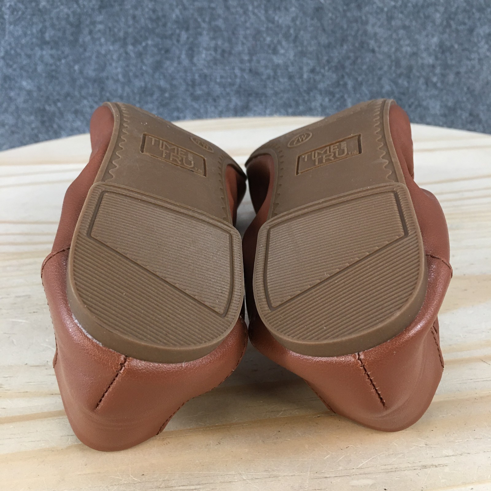 Time And Tru Shoes Womens 7W Scrunch Slip On Ballet Flats Brown Faux Leather