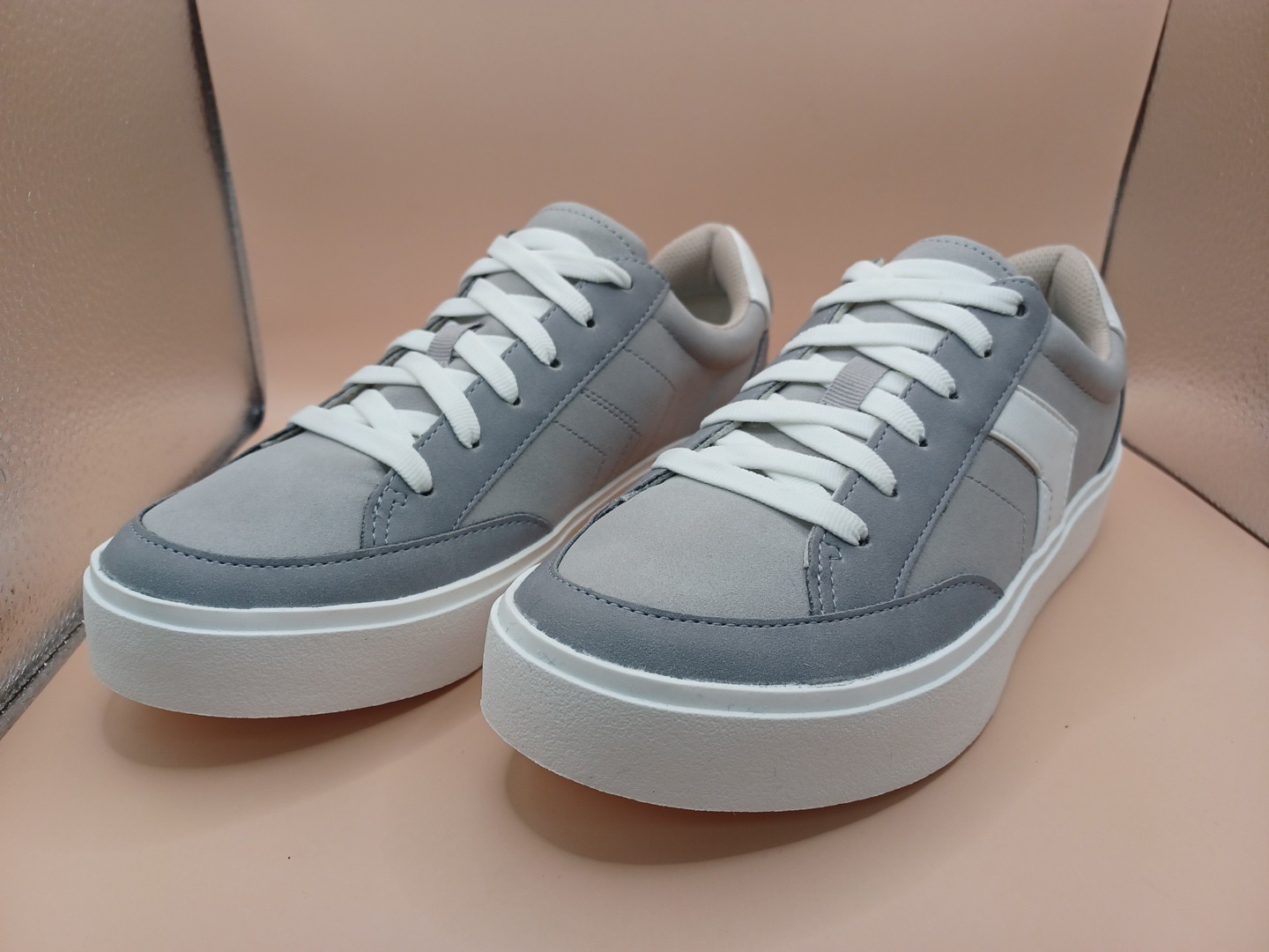NEW Dr.Scholls Madison Lace-Up Sneaker Grey Women Size 7.5M US