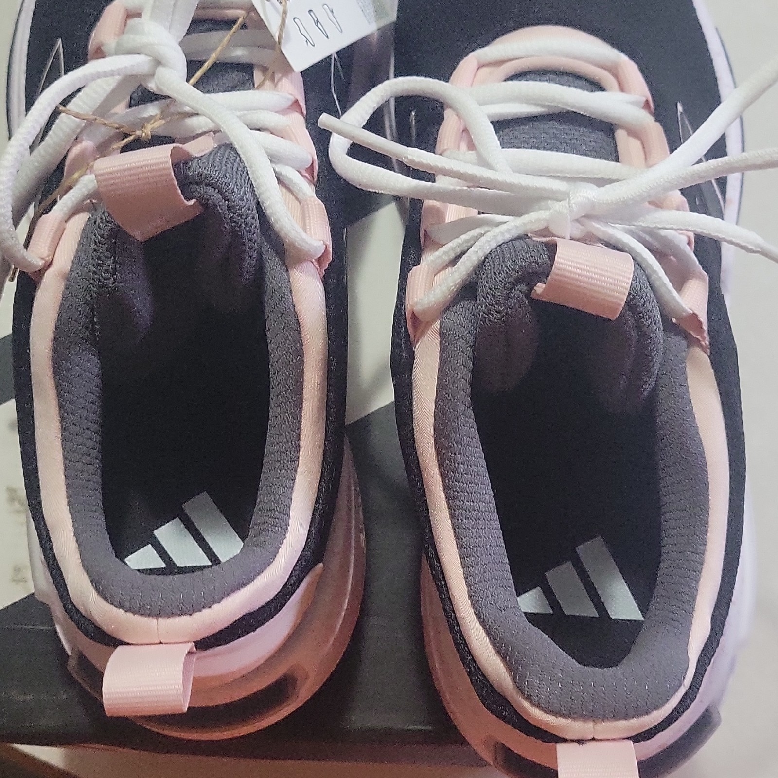 adidas Racer TR23 Women’s Athletic Sneakers Black Pink White Lace-Up IH2333