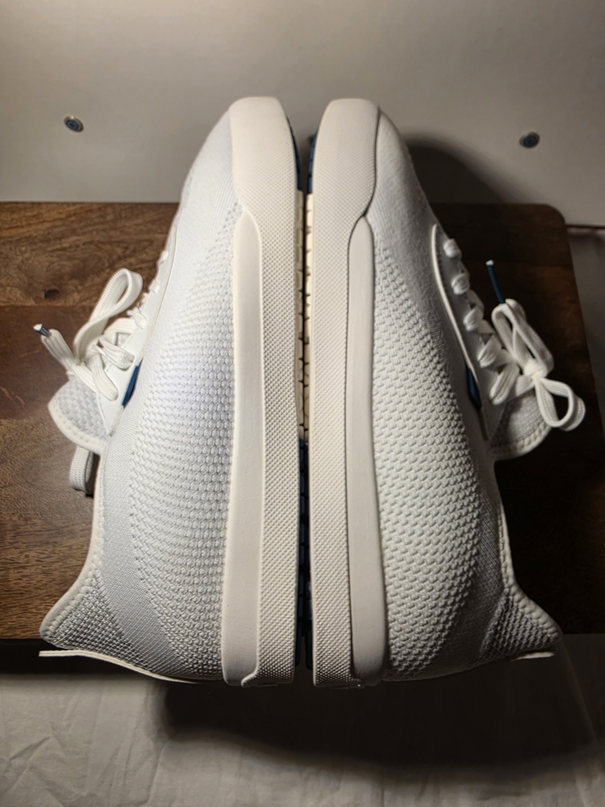 Vessi Unisex Weekend Sneaker Concrete Marble White M9/W10
