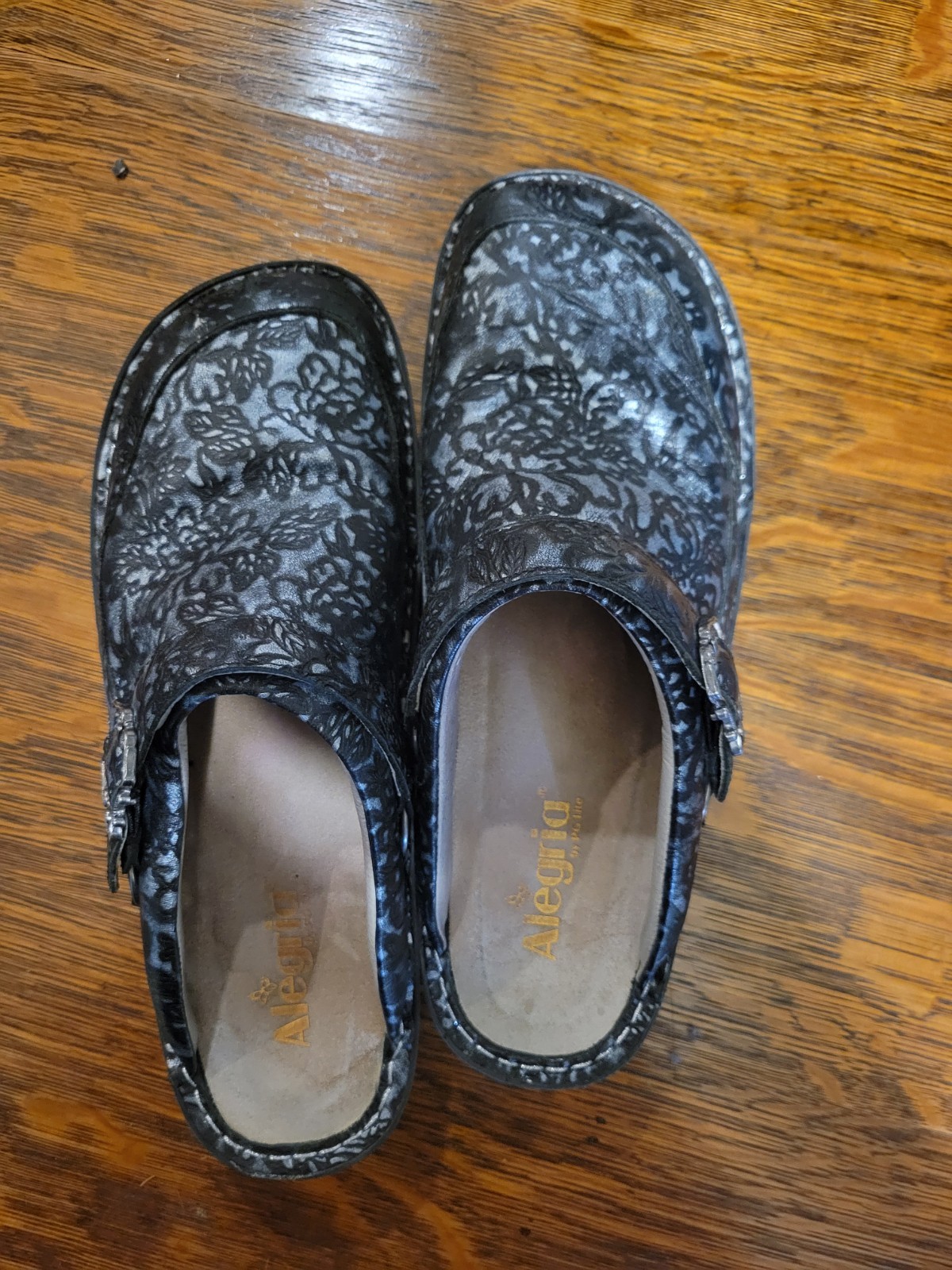 Alegria Seville Black Floral Clogs Size 42 Free Shipping