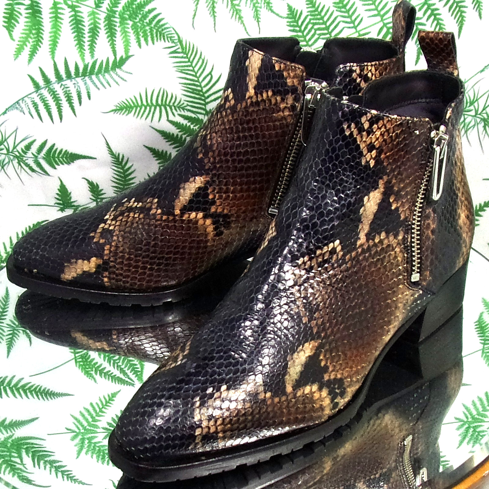 AQUATALIA FUOCO SNAKE PRINT LEATHER FASHION ANKLE BOOTS SHOES WOMENS SZ 7.5 M