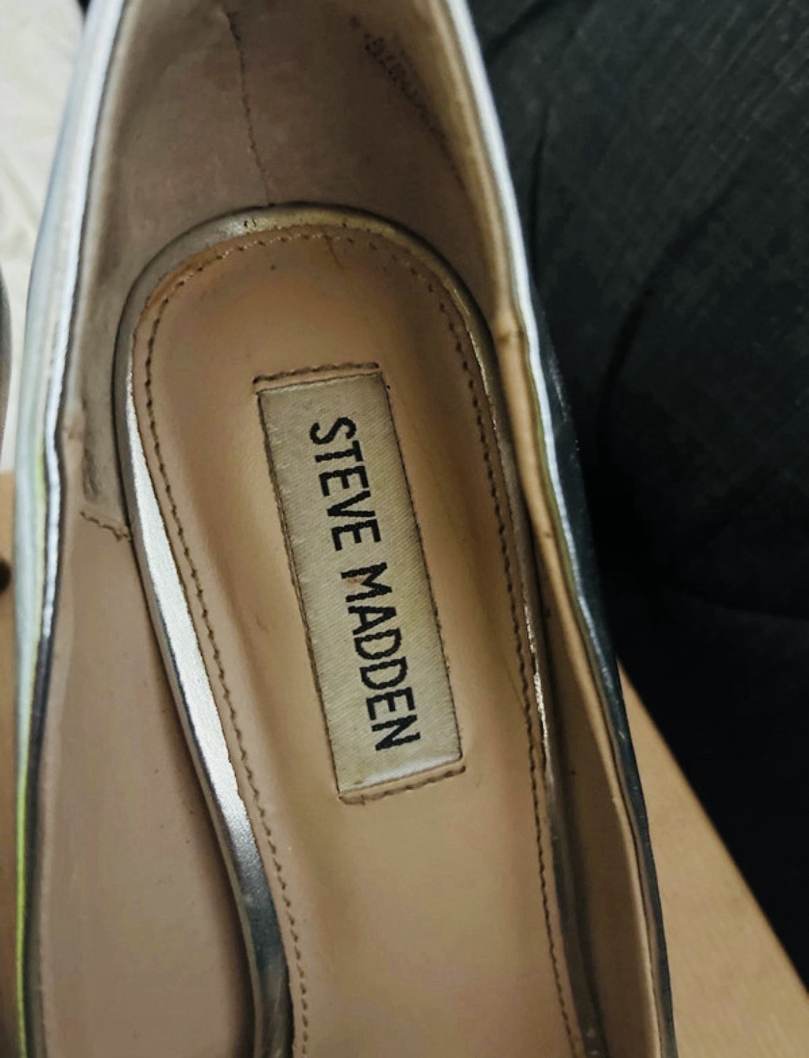 Steve Madden Silver Metallic Leather Pointed Toe Stiletto Pumps 7