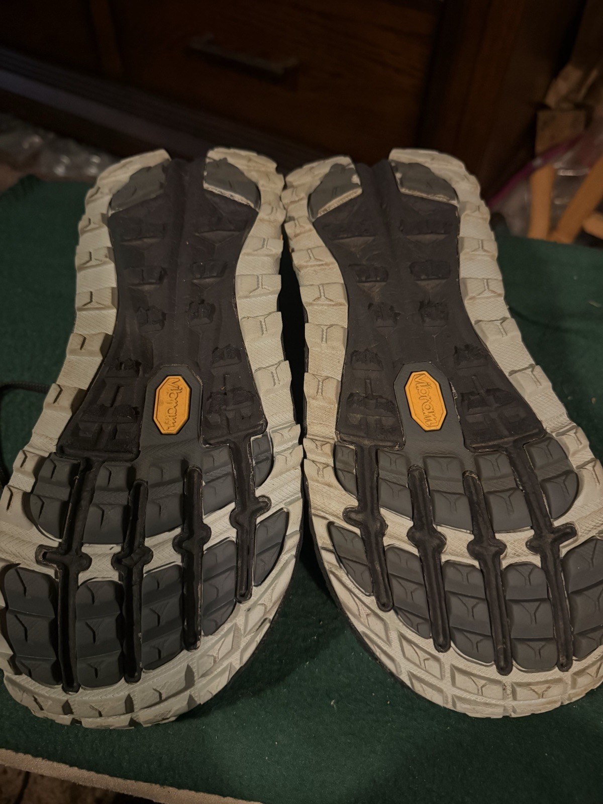 Altra Olympus 4 Blue Trail Running Shoes Womens 10 ALOA4VQW035Vibram Sole