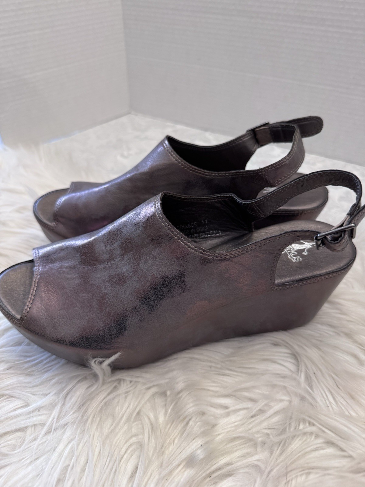 Corkys Sz 11 College Pewter Metallic Wrapped Wedge Comfort Shoe Peep Toe Sandal