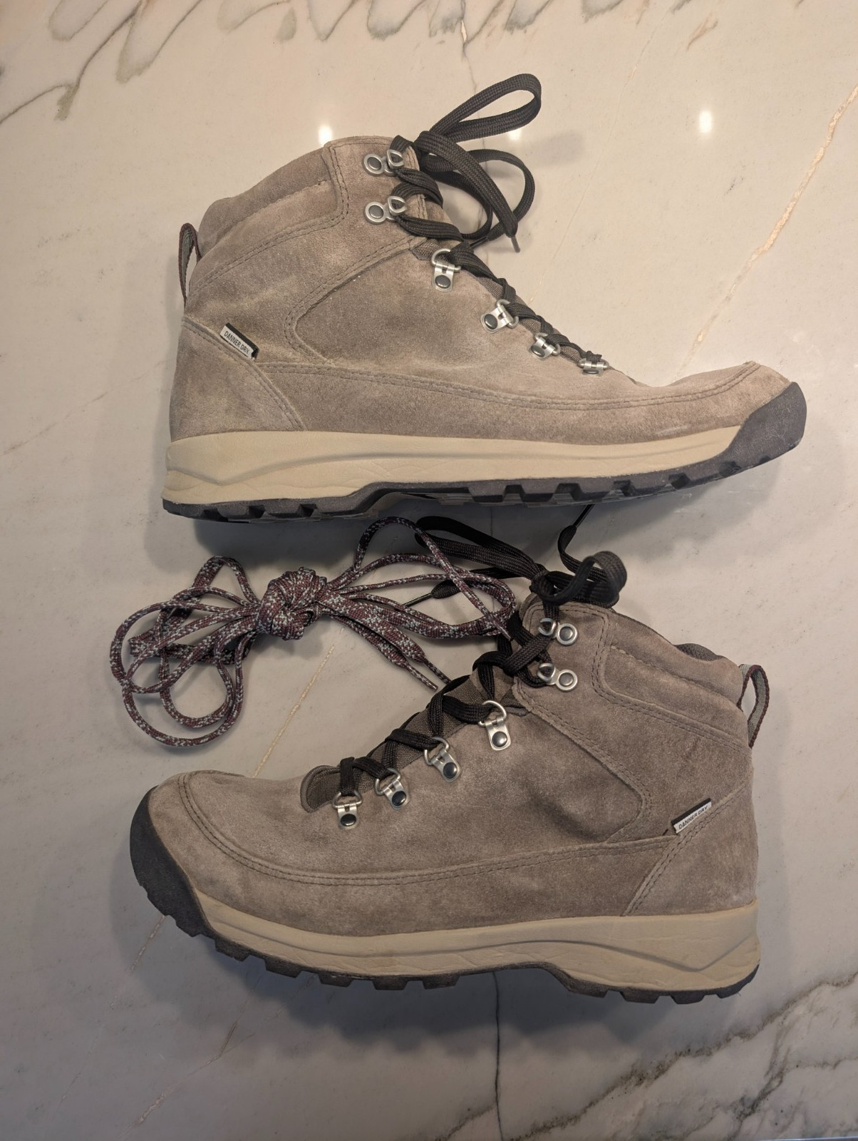 Danner Adrika Ash Women’s Hiking Boots Size 10 – Mint Condition!