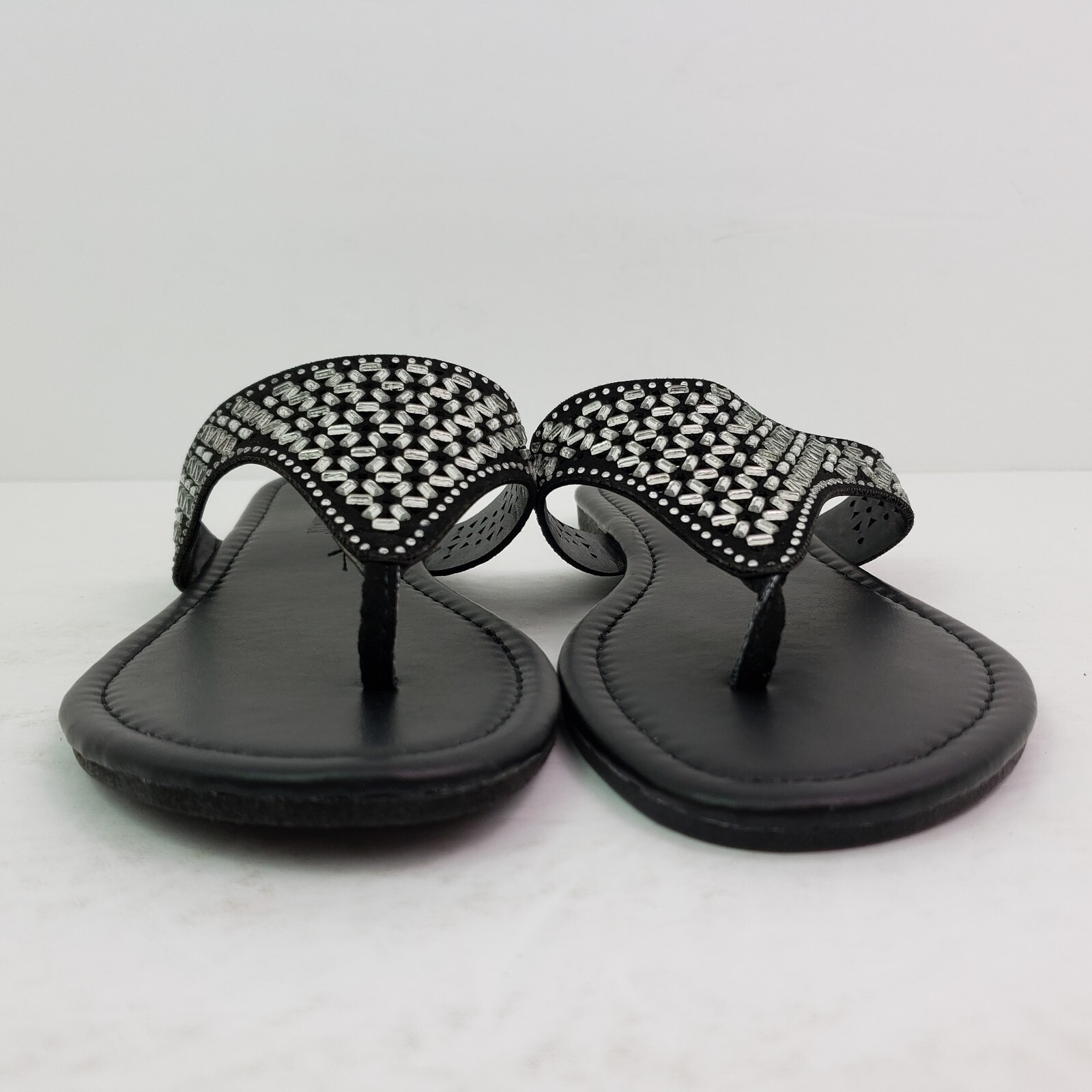 Olivia Miller Womens Size 6 Black Slip On Fashion Casual Thong Sandals