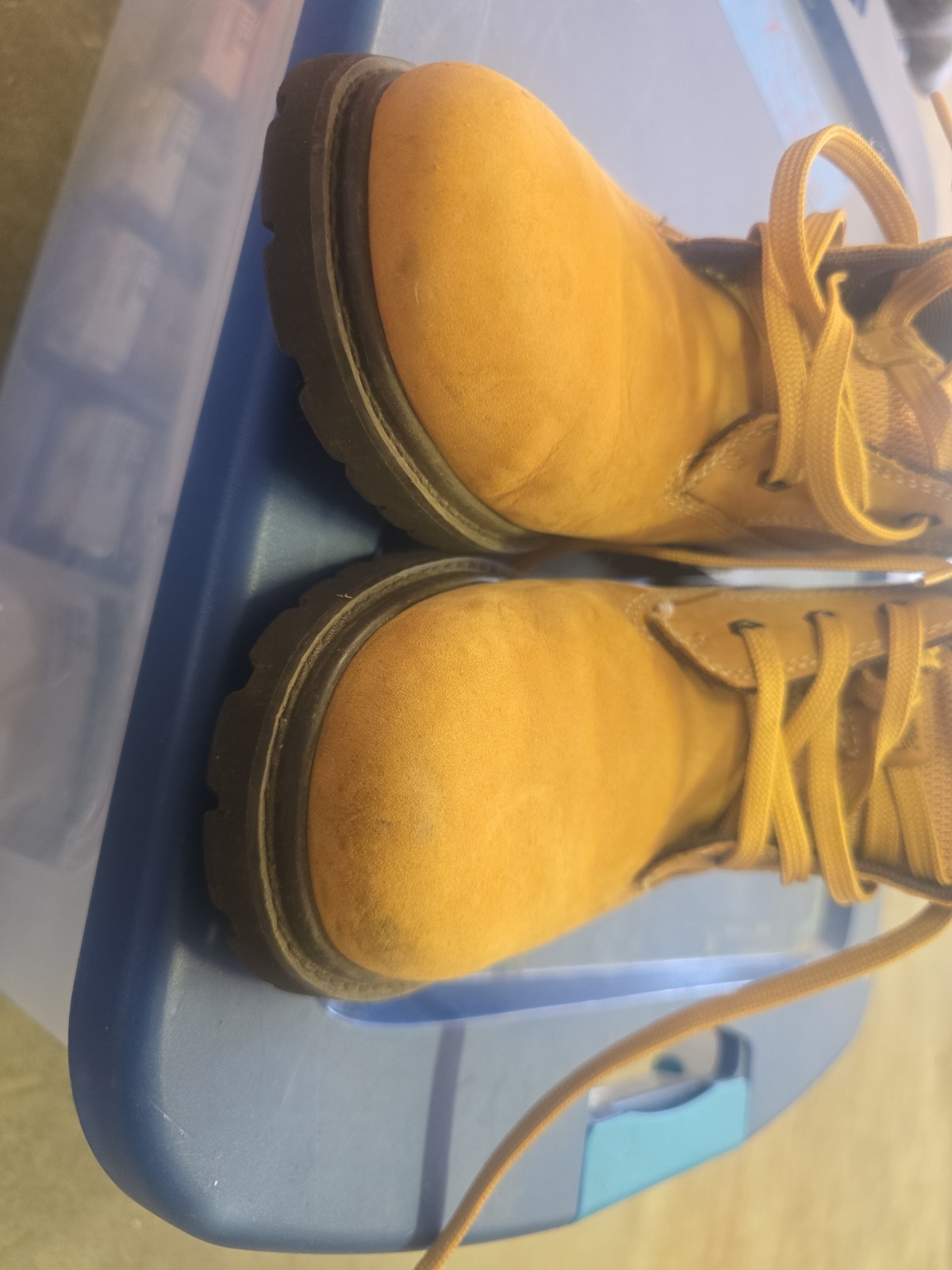 Timberland Ankle Cut Woman’s Boots US Size 7M