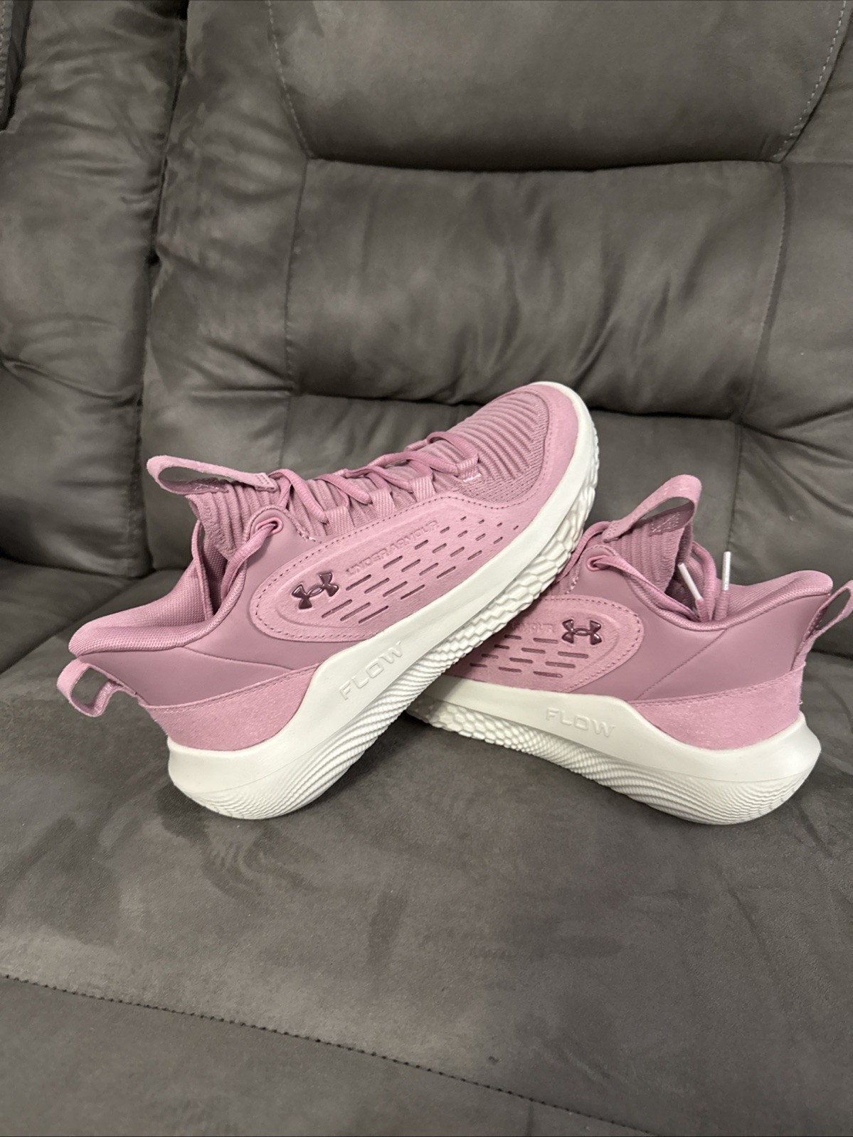 NWT Under Armour Flow Breakthru 5 Sneakers Pink/Rose 3028342-600 Women’s 10